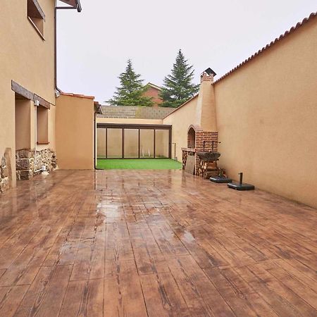 Casa Rural Nueve Villas Amusco Exteriör bild